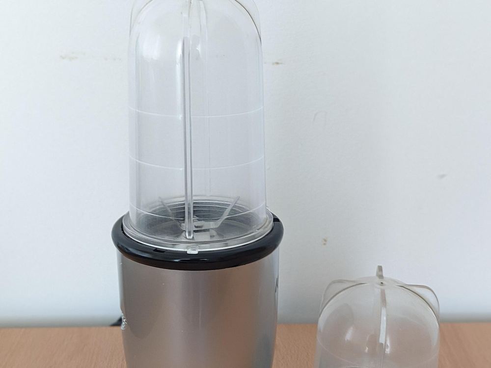 Table-top mixer grinder (mixie) with jar — Bosch and Philips mixer grinders and blenders